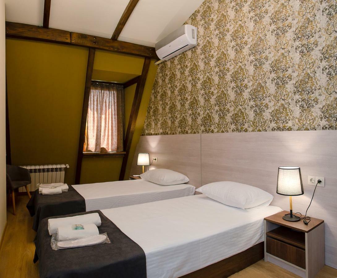 Home@97 On Aghmashenebeli Avenue Tbilisi Ngoại thất bức ảnh