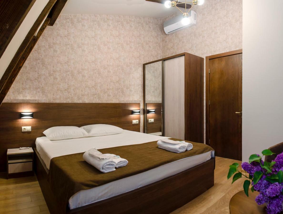 Home@97 On Aghmashenebeli Avenue Tbilisi Ngoại thất bức ảnh
