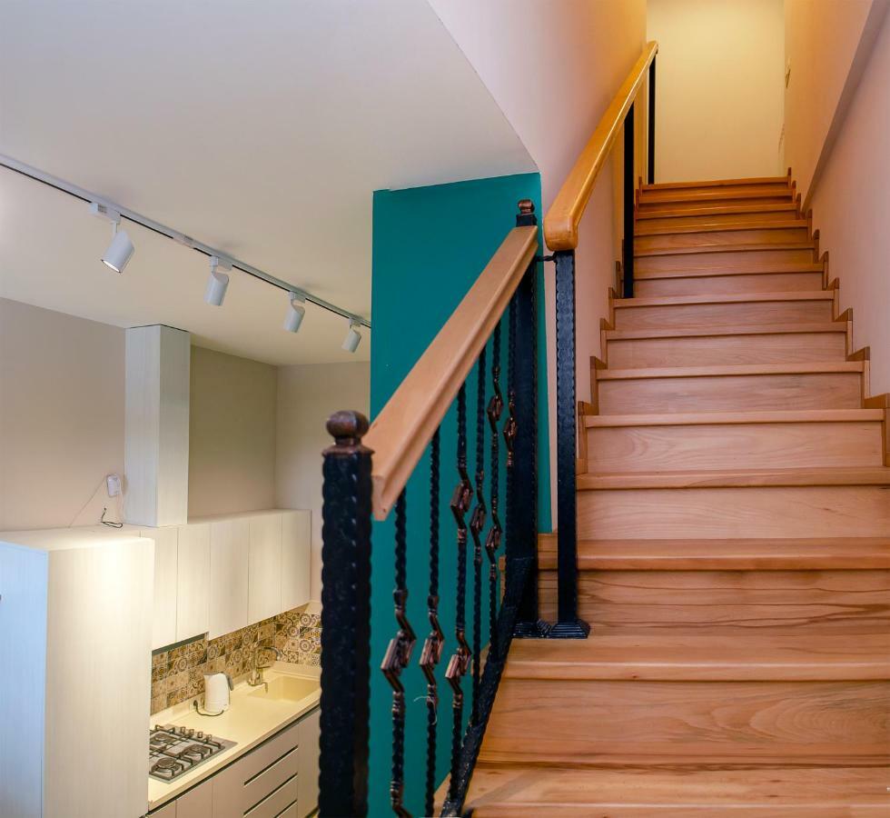 Home@97 On Aghmashenebeli Avenue Tbilisi Ngoại thất bức ảnh